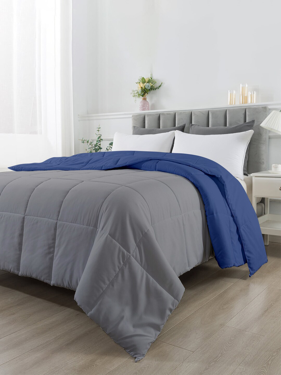 RAZZAI Blue & Silver-Toned Microfiber Mild Winter 210 GSM Double Bed Comforter