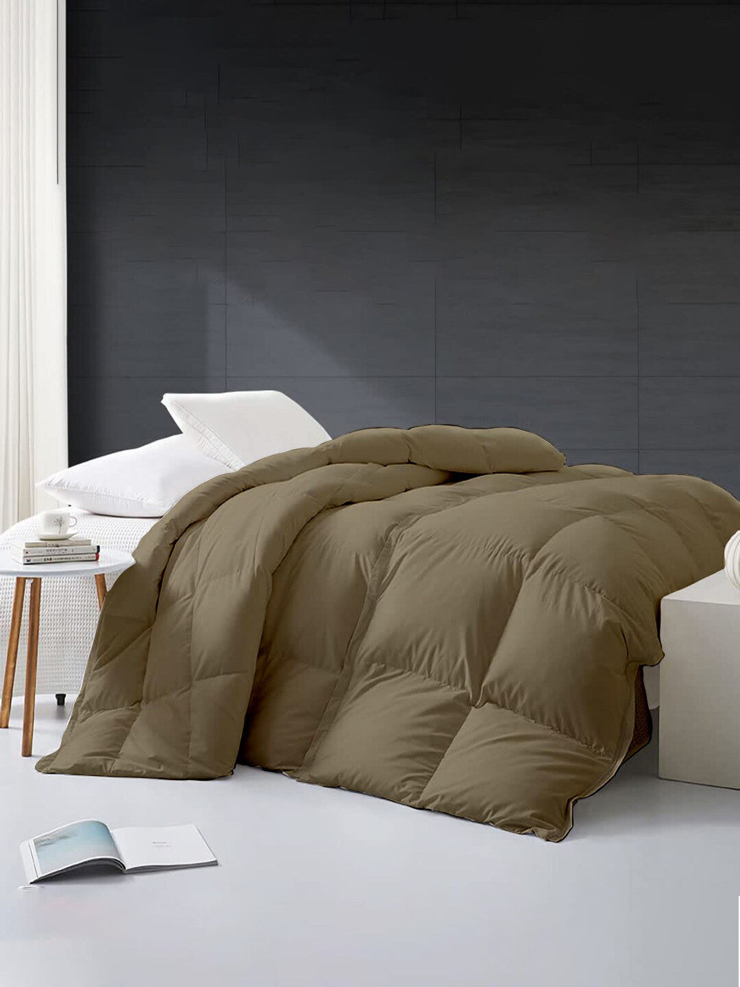 RAZZAI Beige Microfiber Mild Winter 500 GSM Single Reversible Bed Comforter
