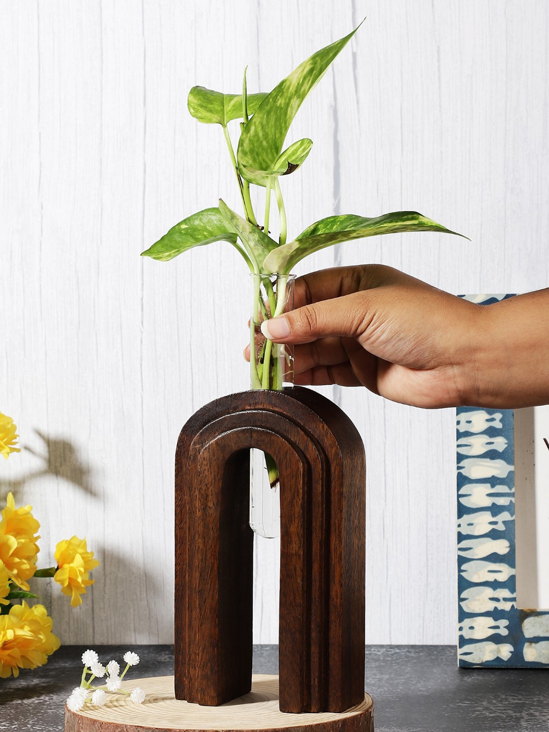 The Decor Mart Brown Textured Arch Step Testube Planter