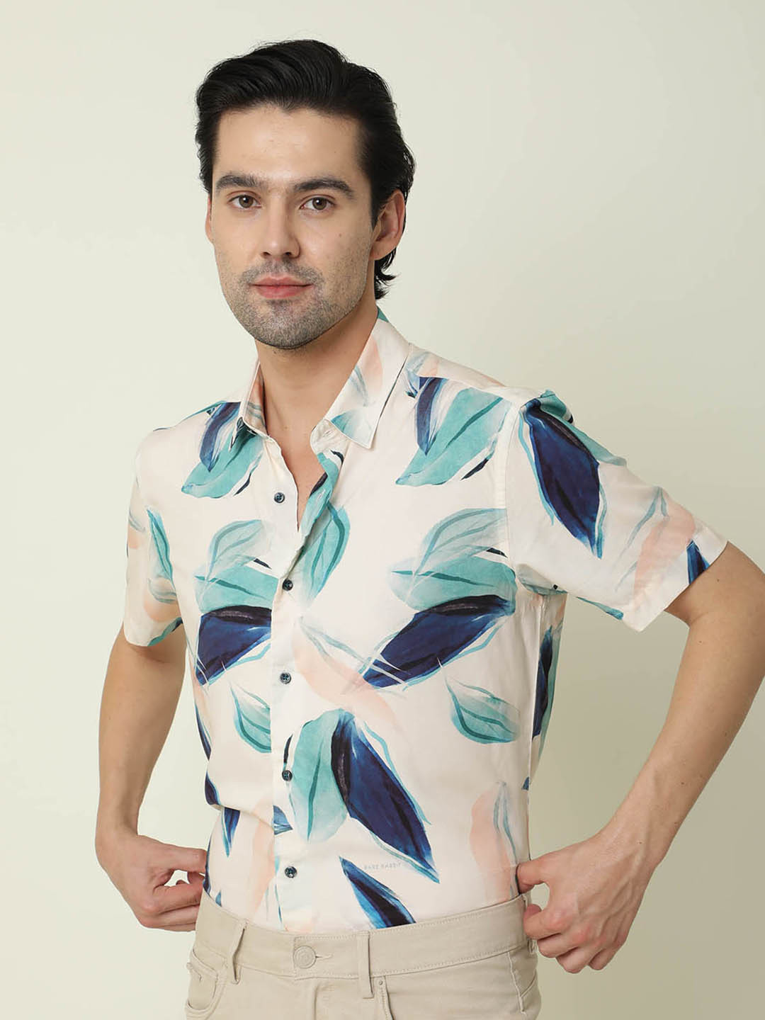 RARE RABBIT Men Avion Floral Printed Slim Fit Shirt