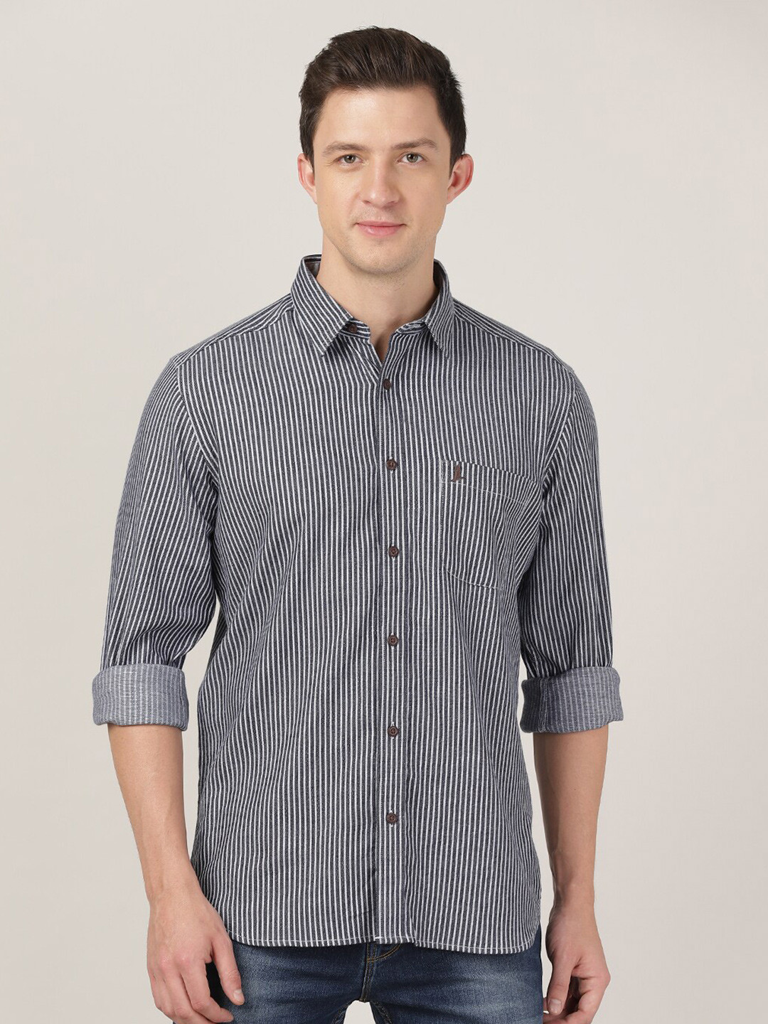 MERCHANT MARINE Men Grey Classic Slim Fit Striped Casual Shirt