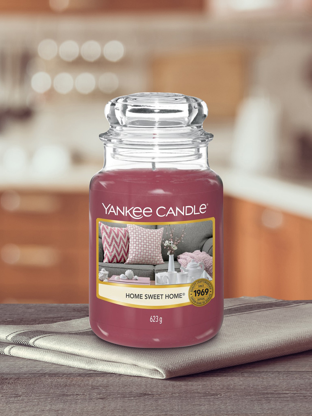 YANKEE CANDLE Home Sweet Home 1 Wick Sweet & Spicy Solid Geometric Regular Jar Candles