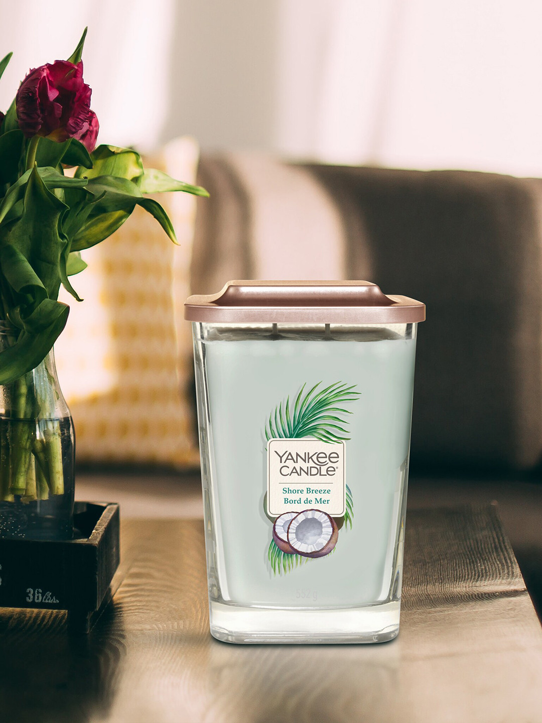 YANKEE CANDLE Shore Brezze 2 Wick Shores Breeze Solid Geometric Regular Jar Candles