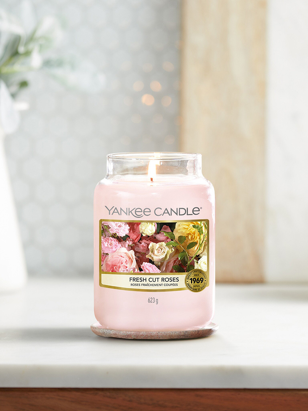 YANKEE CANDLE Fresh Scented 1 Wick Fresh Cut Roses Solid Geometric Regular Jar Candles