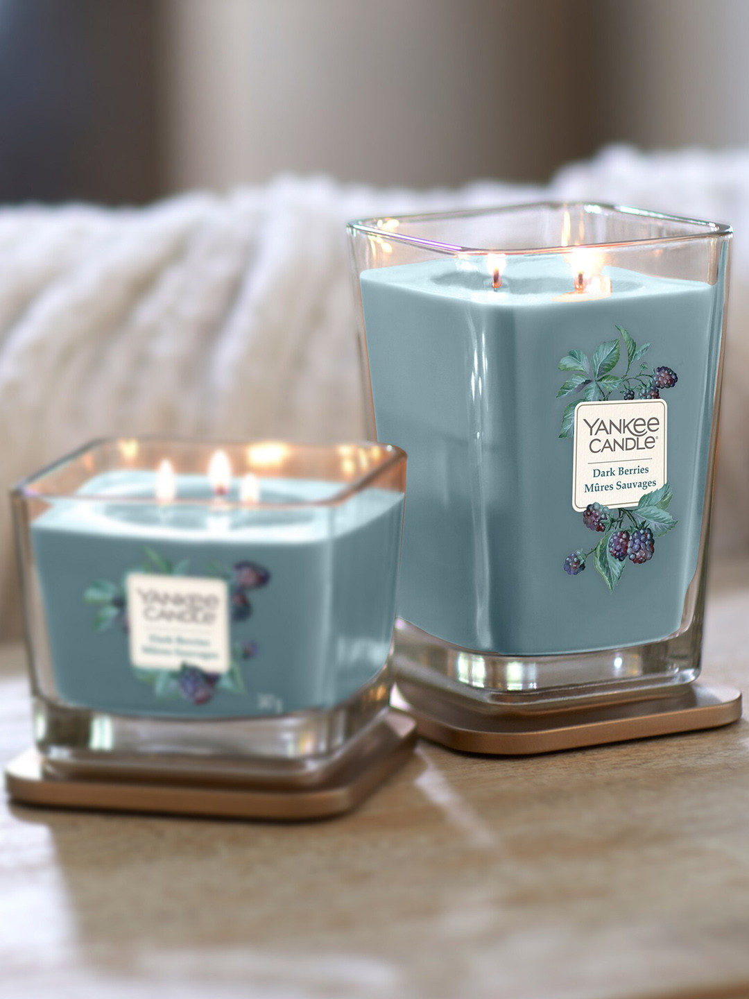 YANKEE CANDLE Dark Berries Scented 2 Wick Solid Geometric Regular Jar Candles