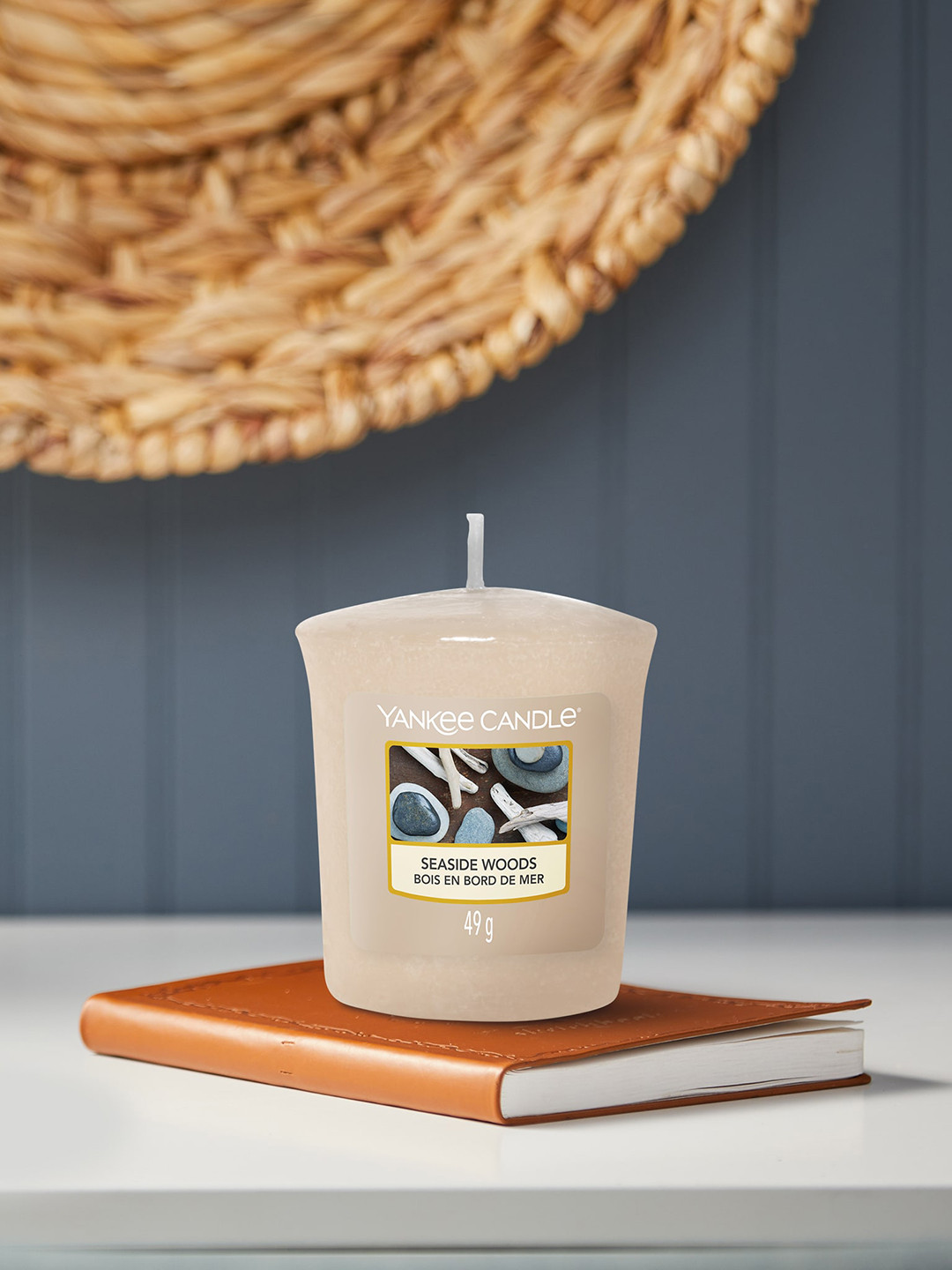 YANKEE CANDLE Seaside Woods Scented 1 Wick Solid Geometric Regular Pillar Candles