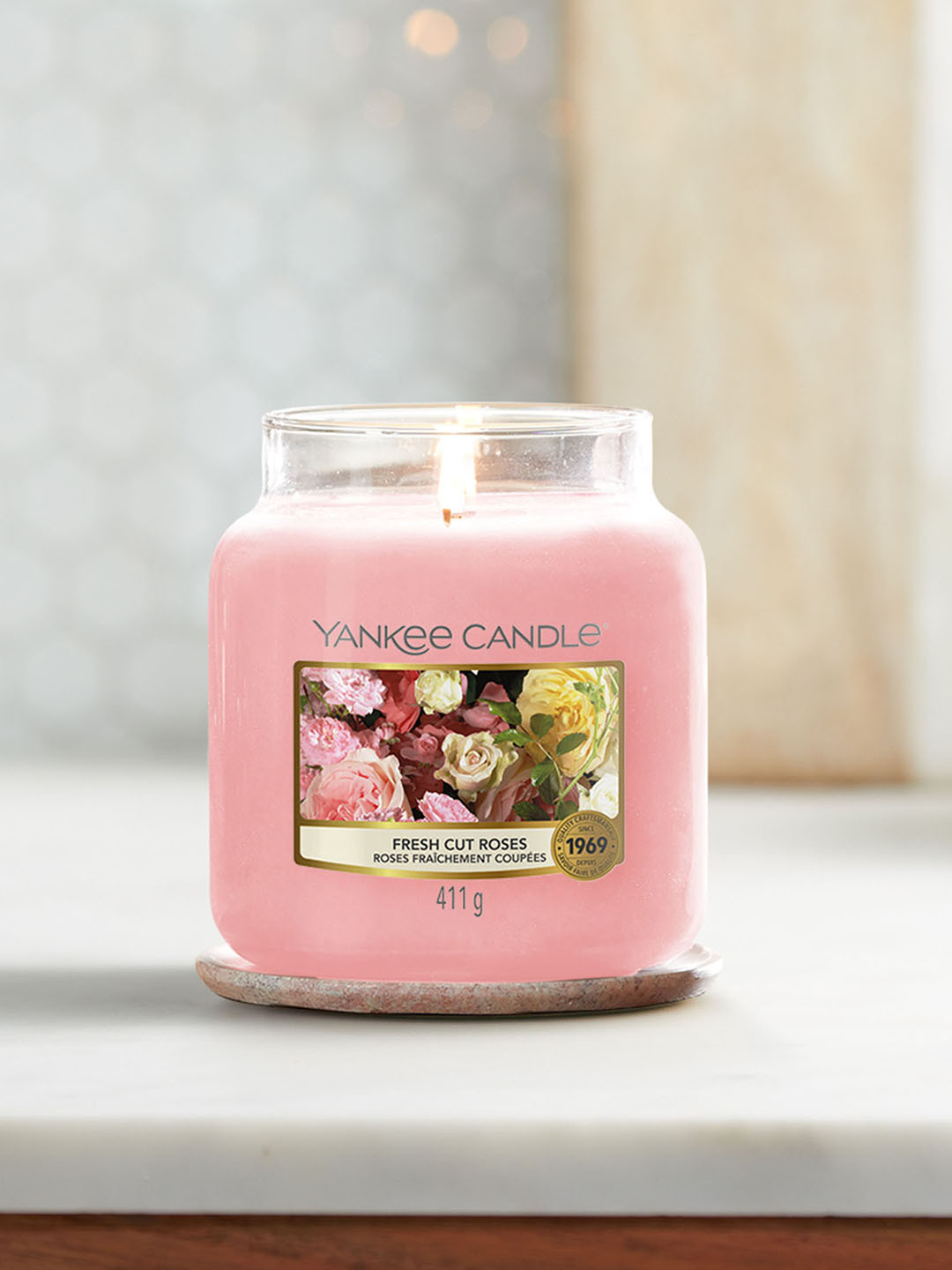 YANKEE CANDLE Fresh Scented 1 Wick Fresh Cut Roses Solid Geometric Regular Jar Candles