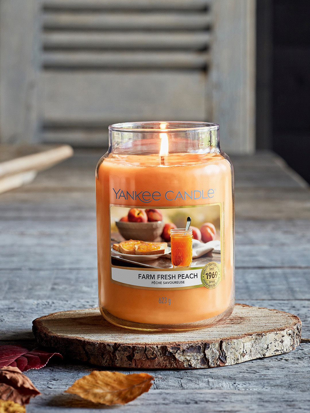 YANKEE CANDLE Farm Fresh 1 Wick Farm Fresh Peach Solid Geometric Regular Jar Candles