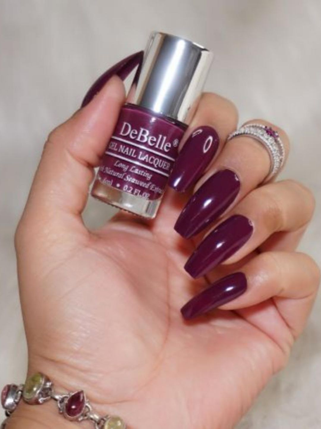 DeBelle Long Lasting Gel Nail Lacquer with Seaweed Extract - Carolyn Charisma 6 ml