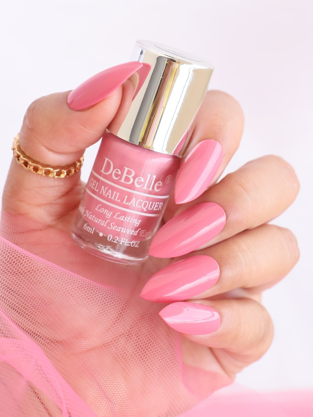 DeBelle Long Lasting Gel Nail Lacquer with Seaweed Extract - Plush Paula 6 ml