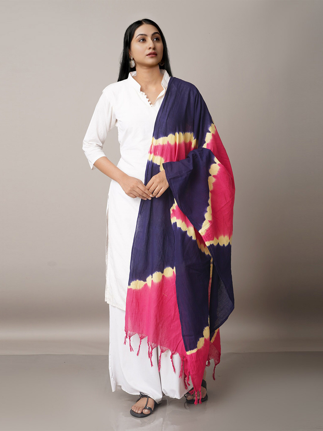 Unnati Silks Pink & Off White Printed Pure Cotton Shibori Dupatta