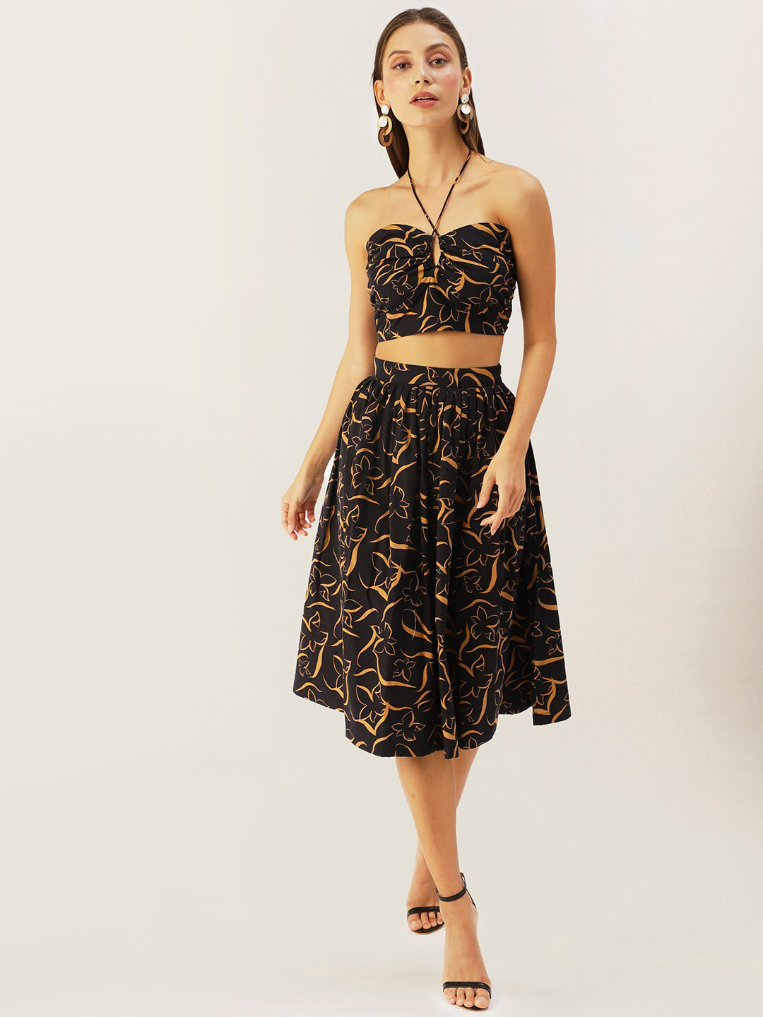 DressBerry Women Black Printed Halter Neck Co-ord Set