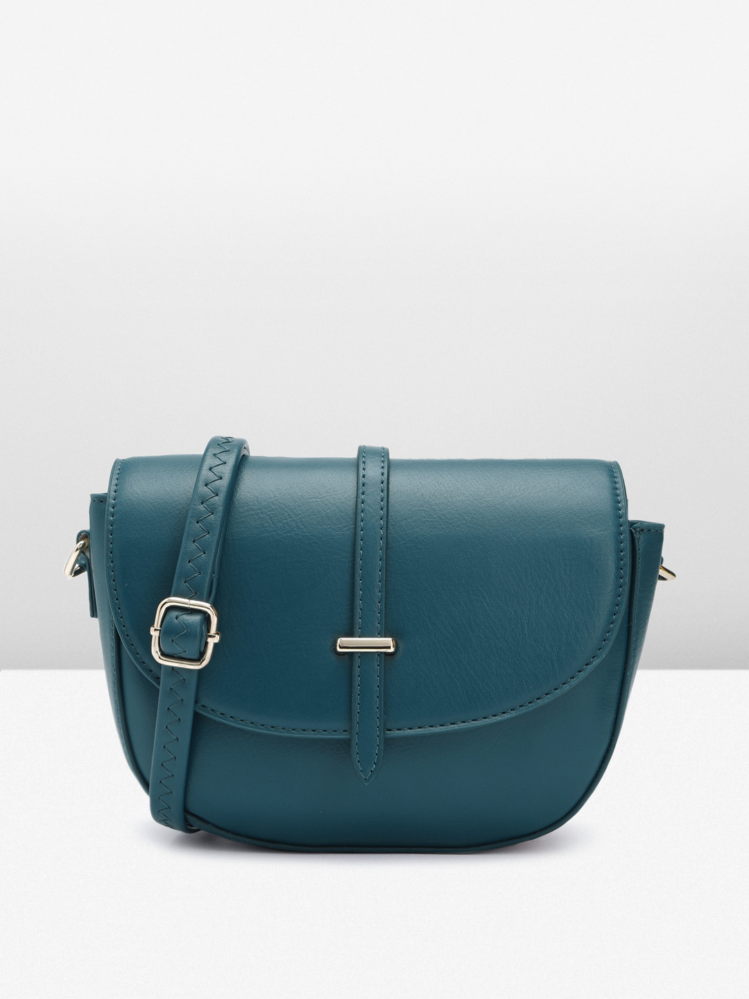 Mast & Harbour Structured Sling Bag