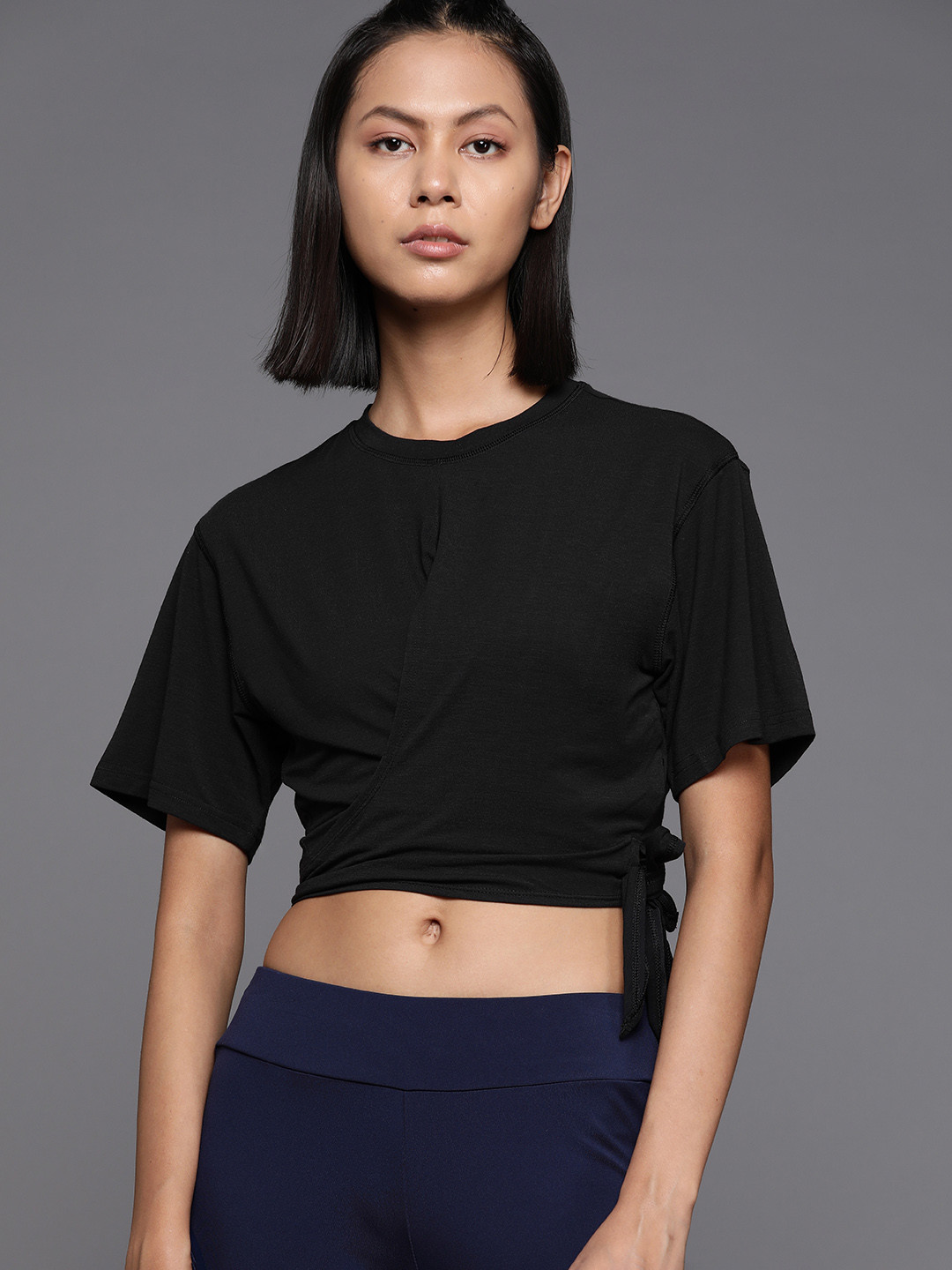ADIDAS Round Neck Waist Tie-Up Crop Top