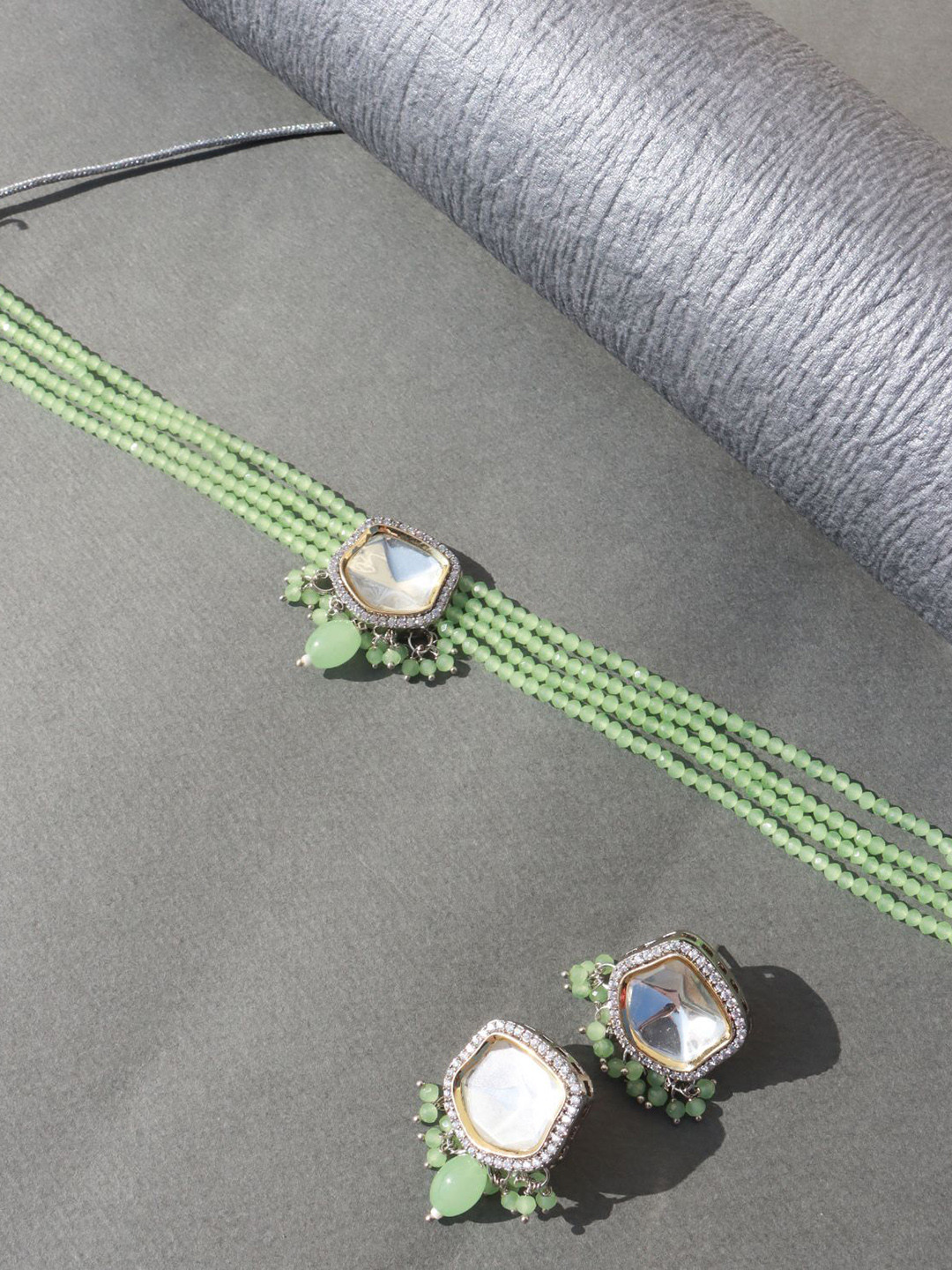 I Jewels Gold-Plated & Green Stone-Studded Choker Necklace Set