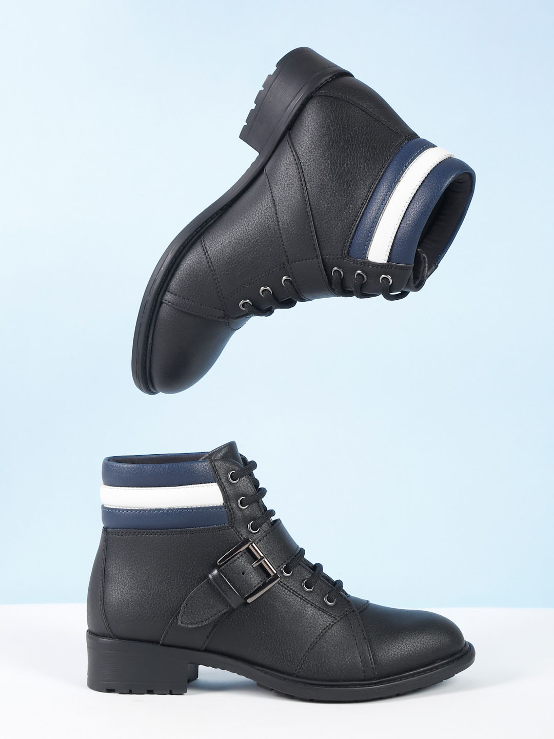 Roadster Women Black-Blue Solid Lace-Up With Belt Flatform Winter Boots