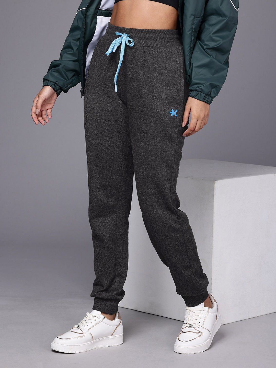 HRX By Hrithik Roshan Women Black Heather Solid Joggers