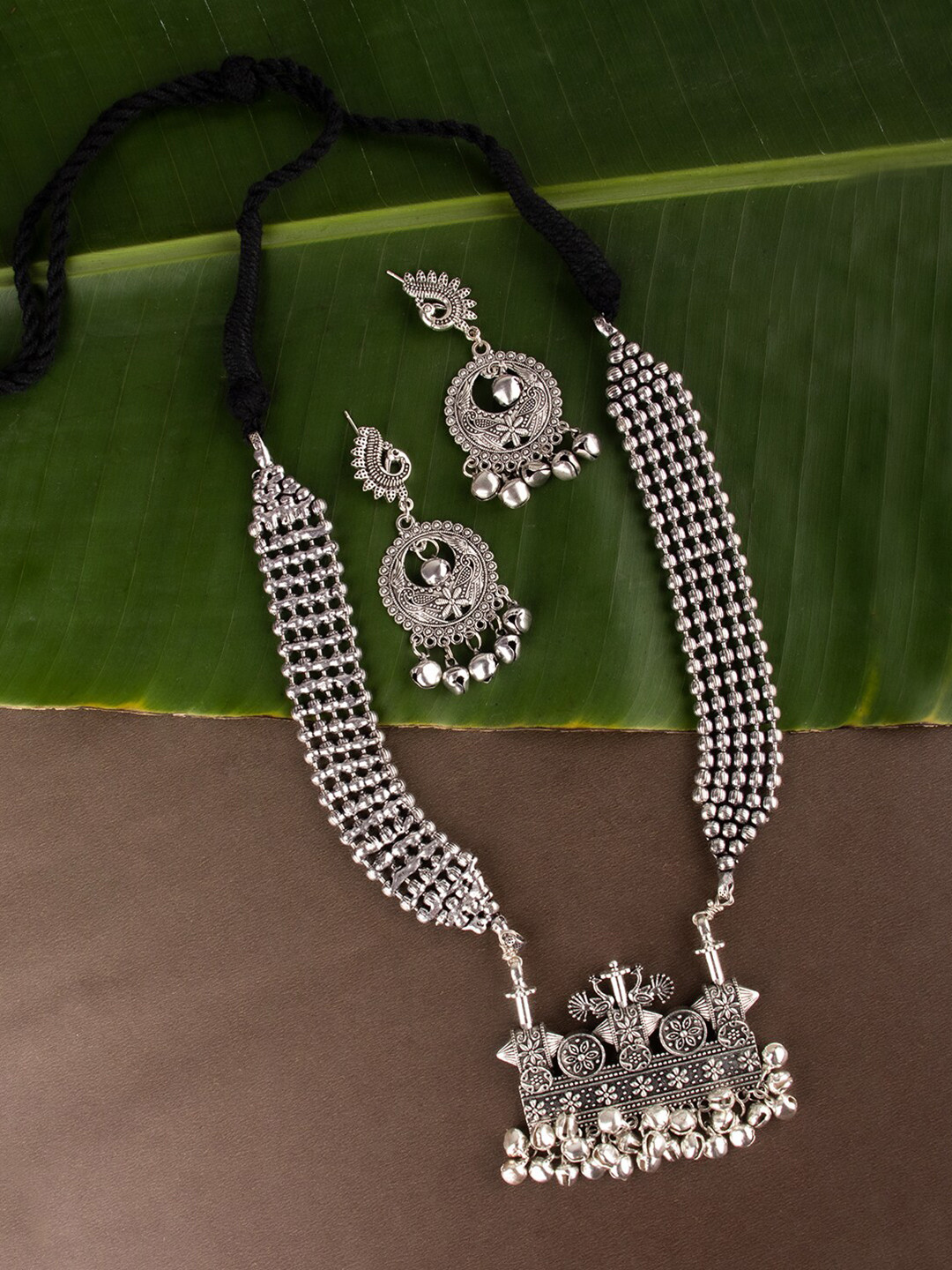 Ozanoo Black & Silver Plated Oxidised And Long Ball Chain Pendant Necklace Set