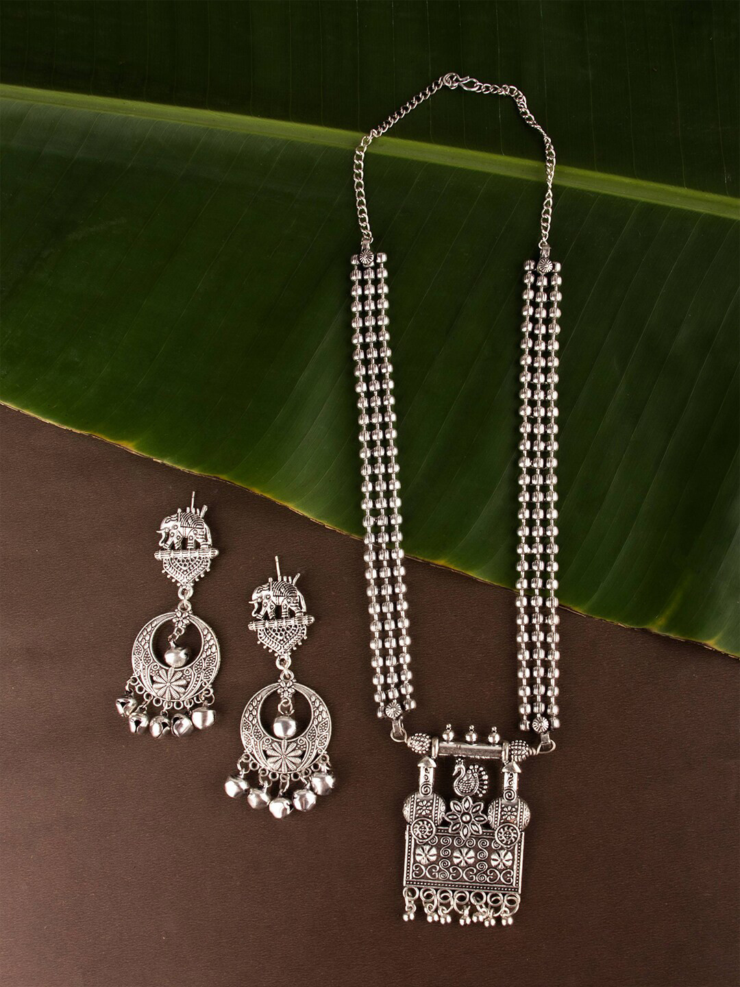 Ozanoo Silver Plated Oxidised And Long Ball Chain Pendant Necklace Set