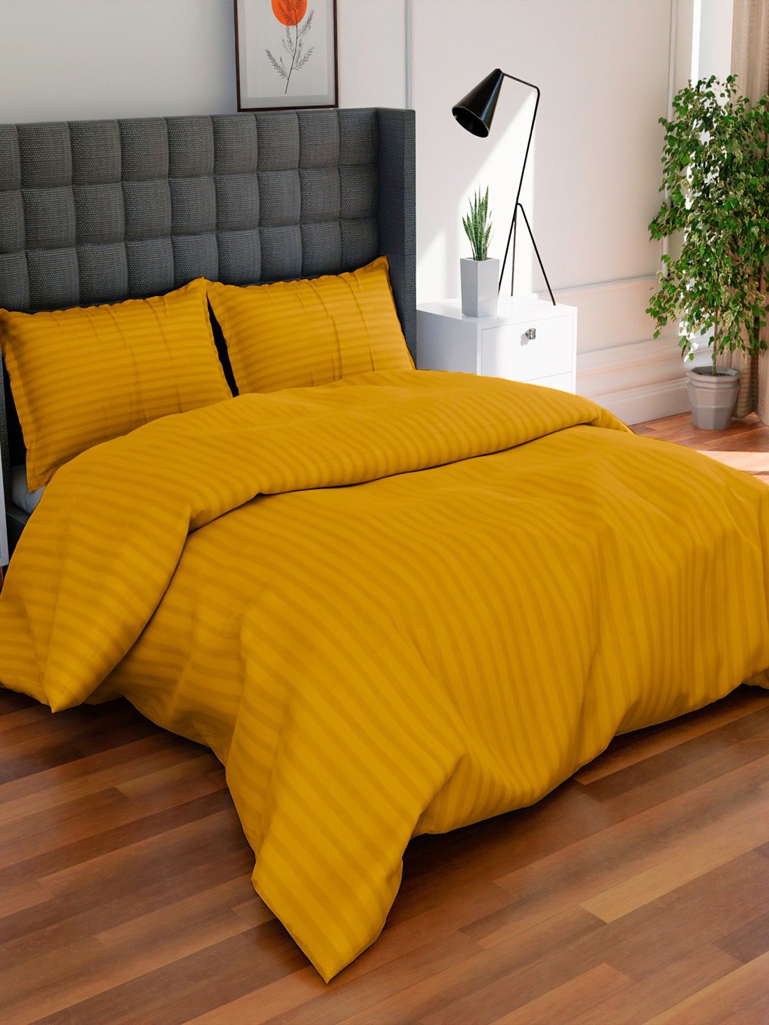 AVI Gold-Coloured Striped Pure Cotton 300 TC King Duvet Cover