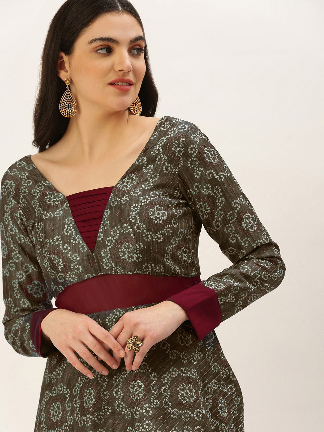 Ethnovog Ready To Wear Grey Digital Print Art Silk Gown