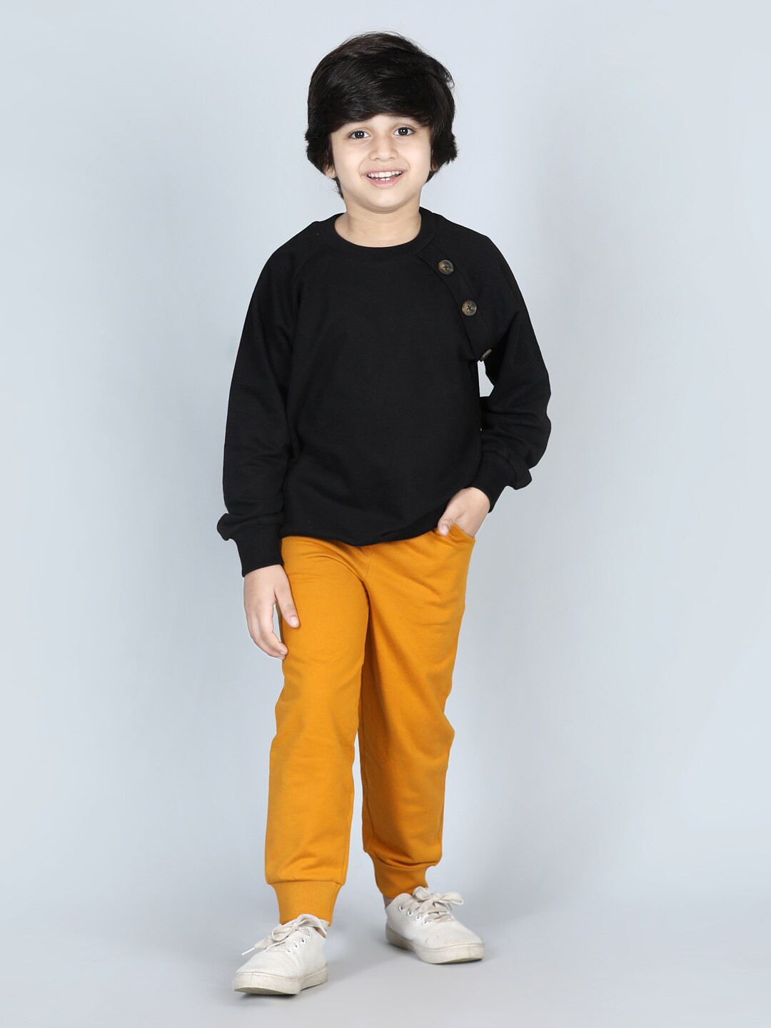AWW HUNNIE Boys Black & Mustard T-shirt with Trousers