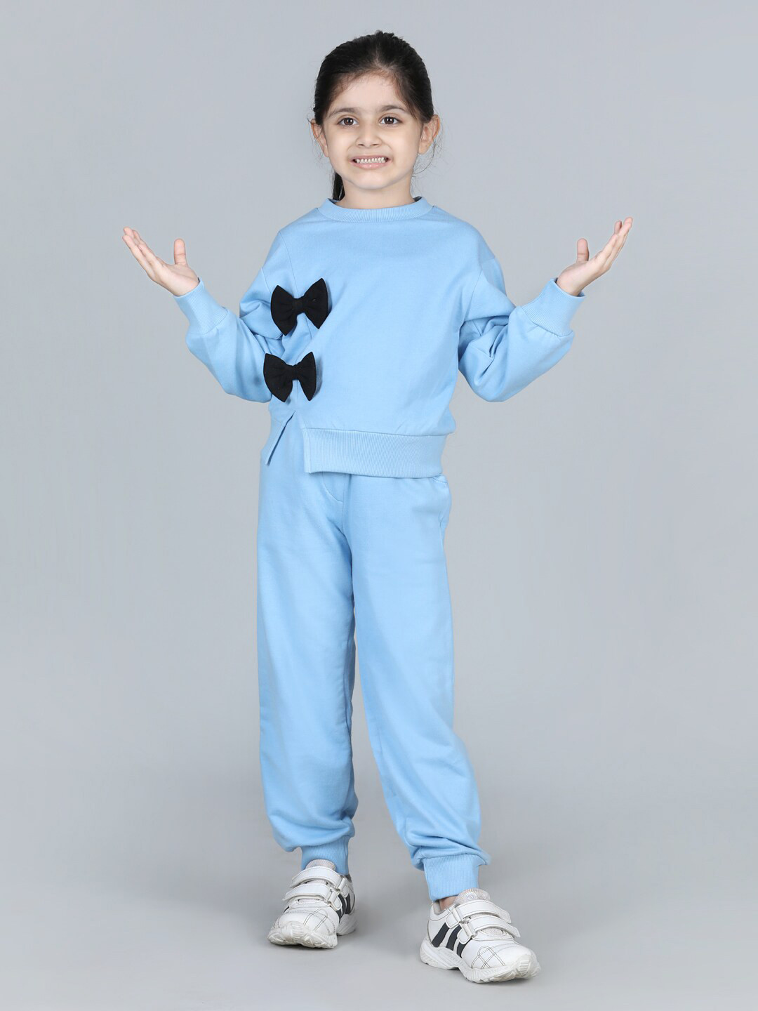 AWW HUNNIE Girls Blue & Black T-shirt with Trousers