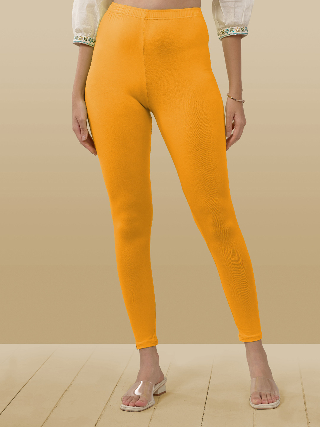 LYRA Women Pastel Yellow Solid Cotton Ankle-Length Leggings