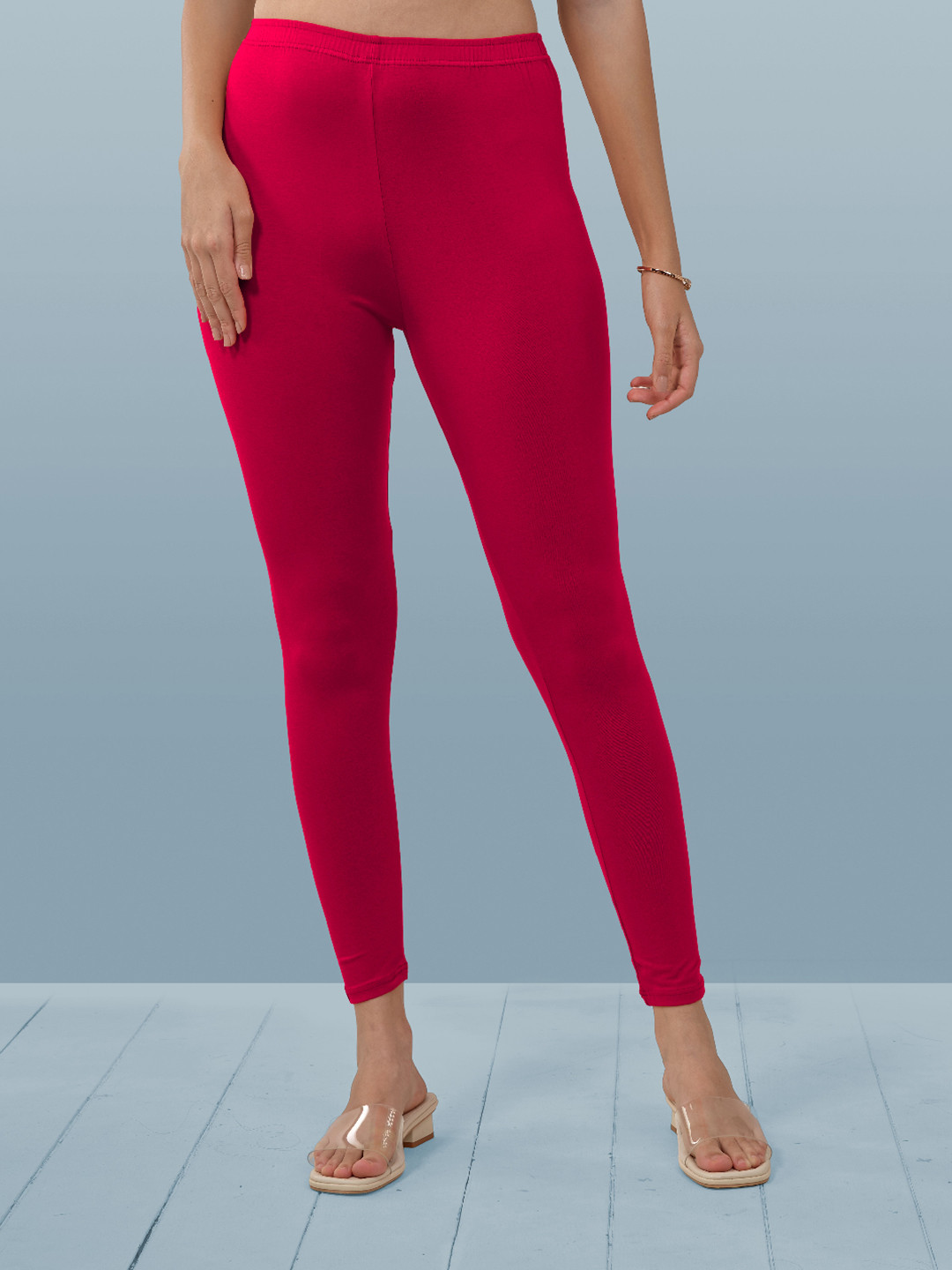 LYRA Women Pink Solid Ankle Length Leggings