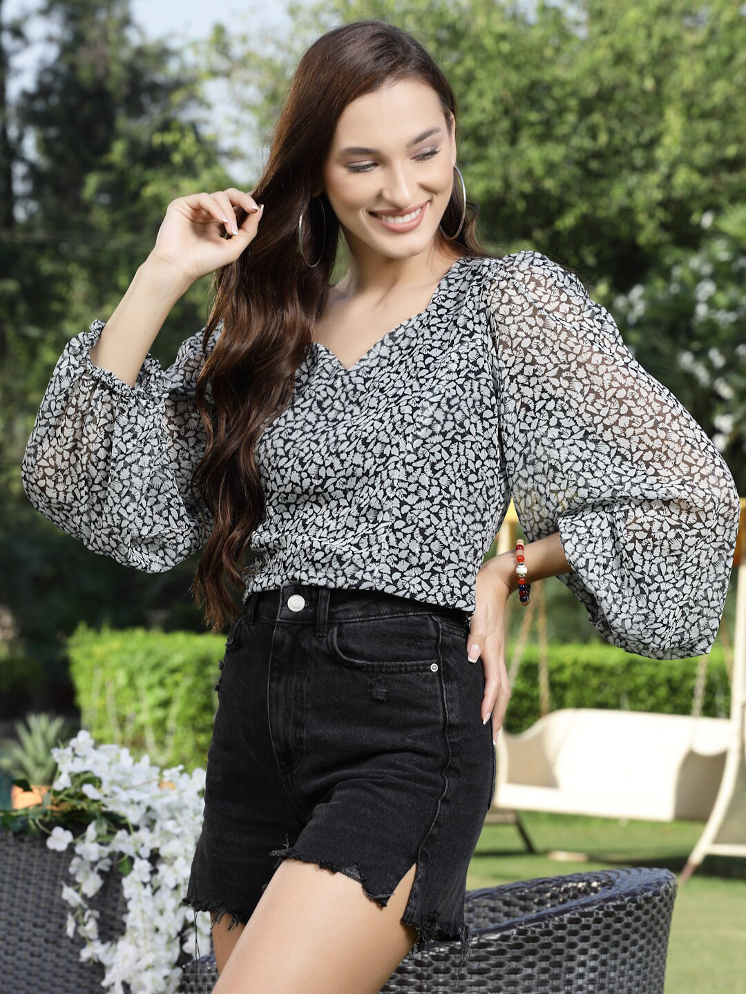 Sera Black & White Animal Print Sweetheart Neck Chiffon Top