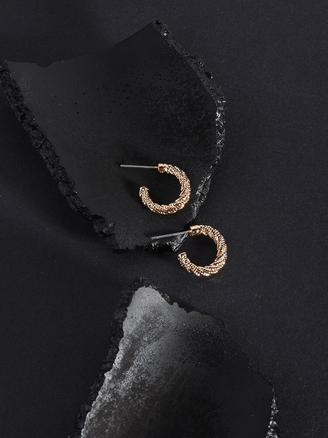 Accessorize London Women's Gift Box Twisted Hoop Earring