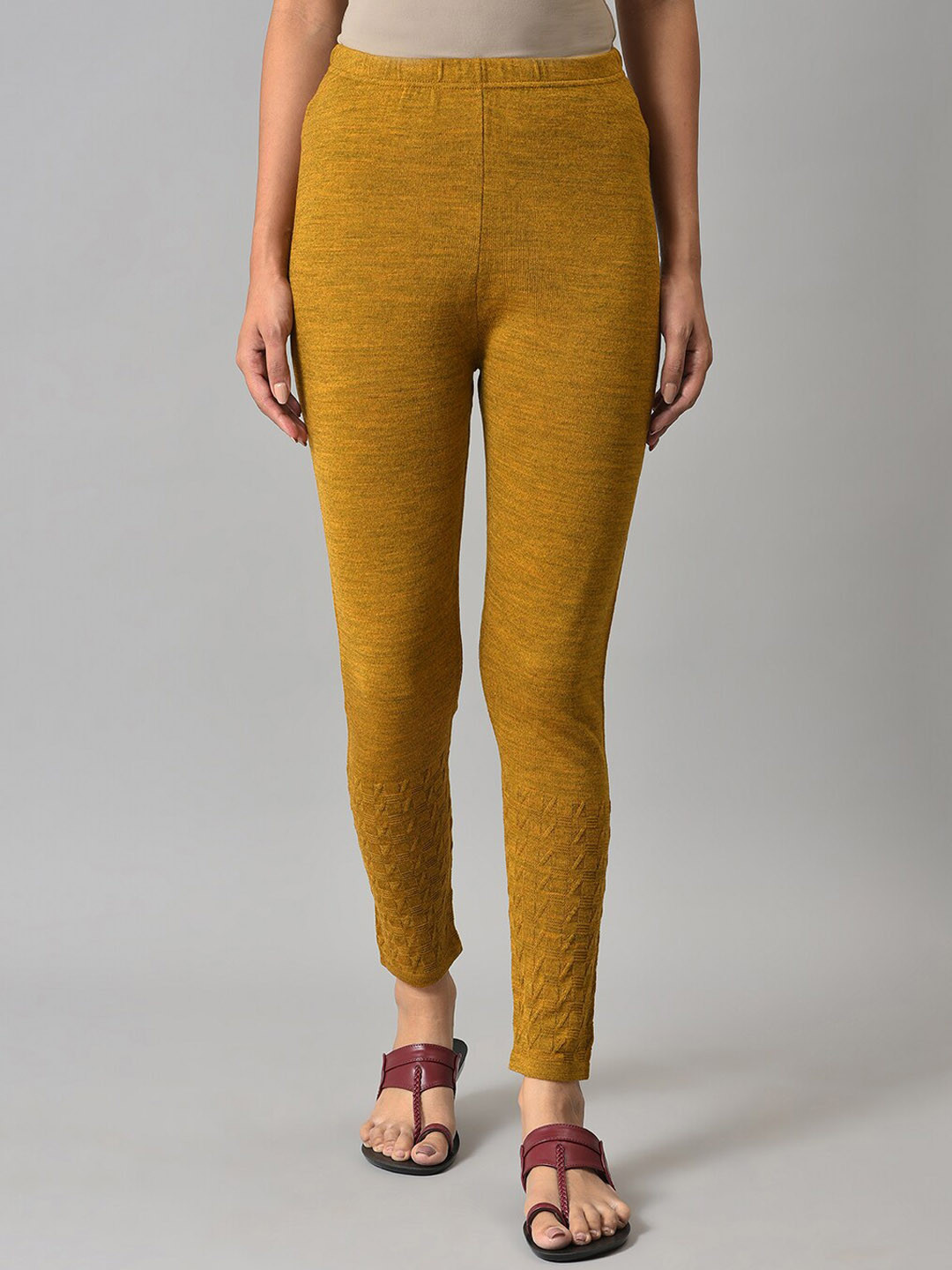 elleven Women Solid Knitted Winter Leggings