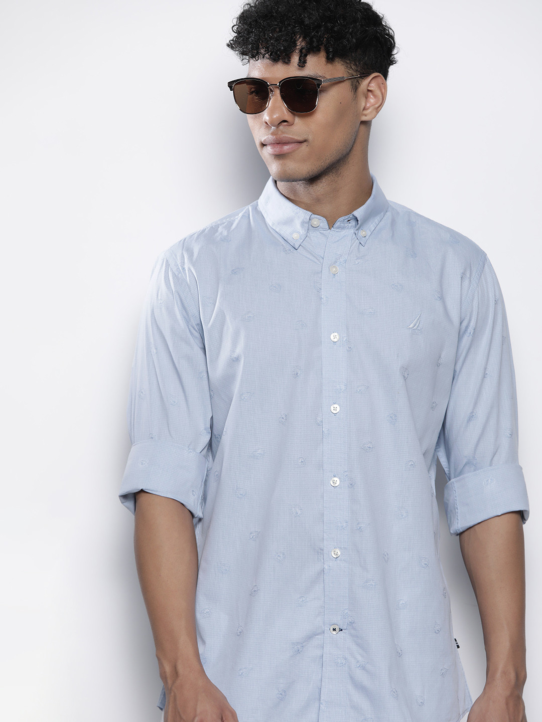 Nautica Slim-Fit Micro Checked Thread Work Detailed Pure Cotton Casual Shirt