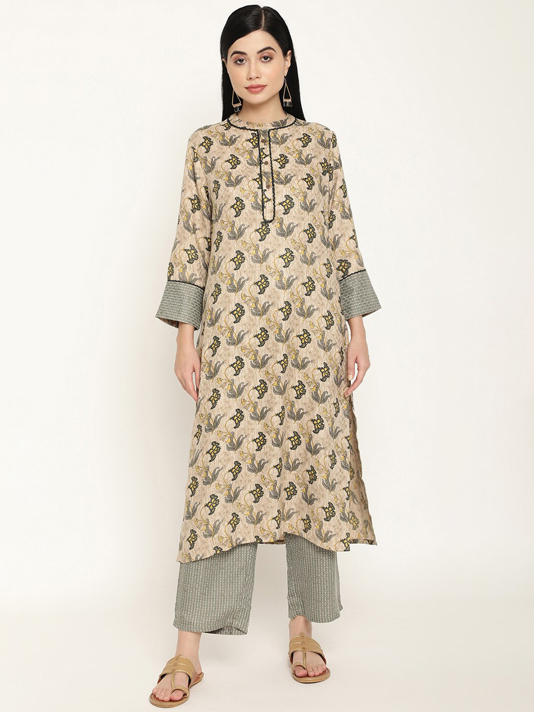 Be Indi Women Floral Printed Straight & Collared Winter Kurta with Palazzo