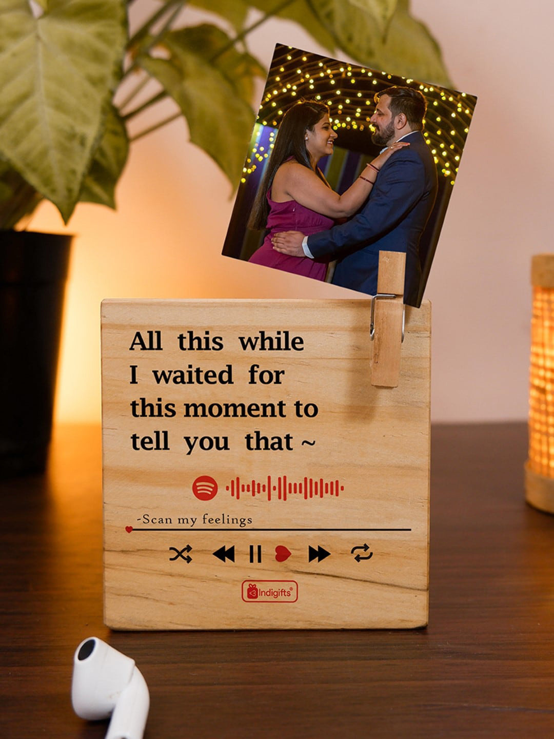 Indigifts Brown Quoted Pine Wood Spotify Photo Stand