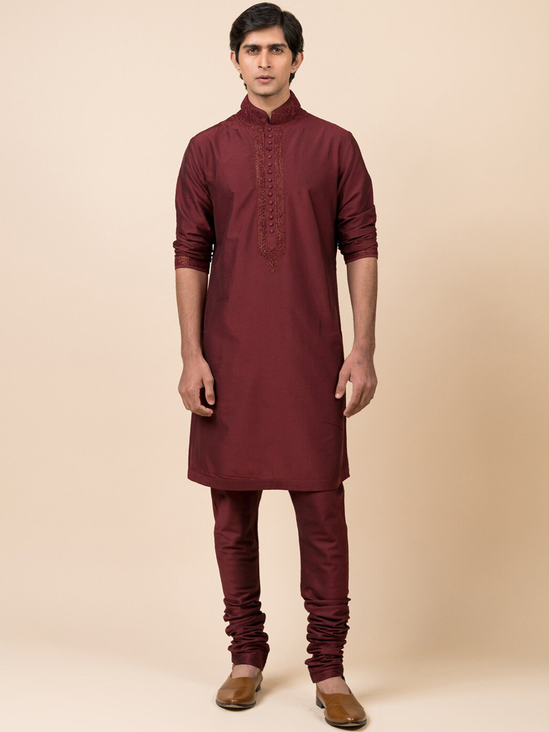 Tasva Men Maroon Kurta With Churidar