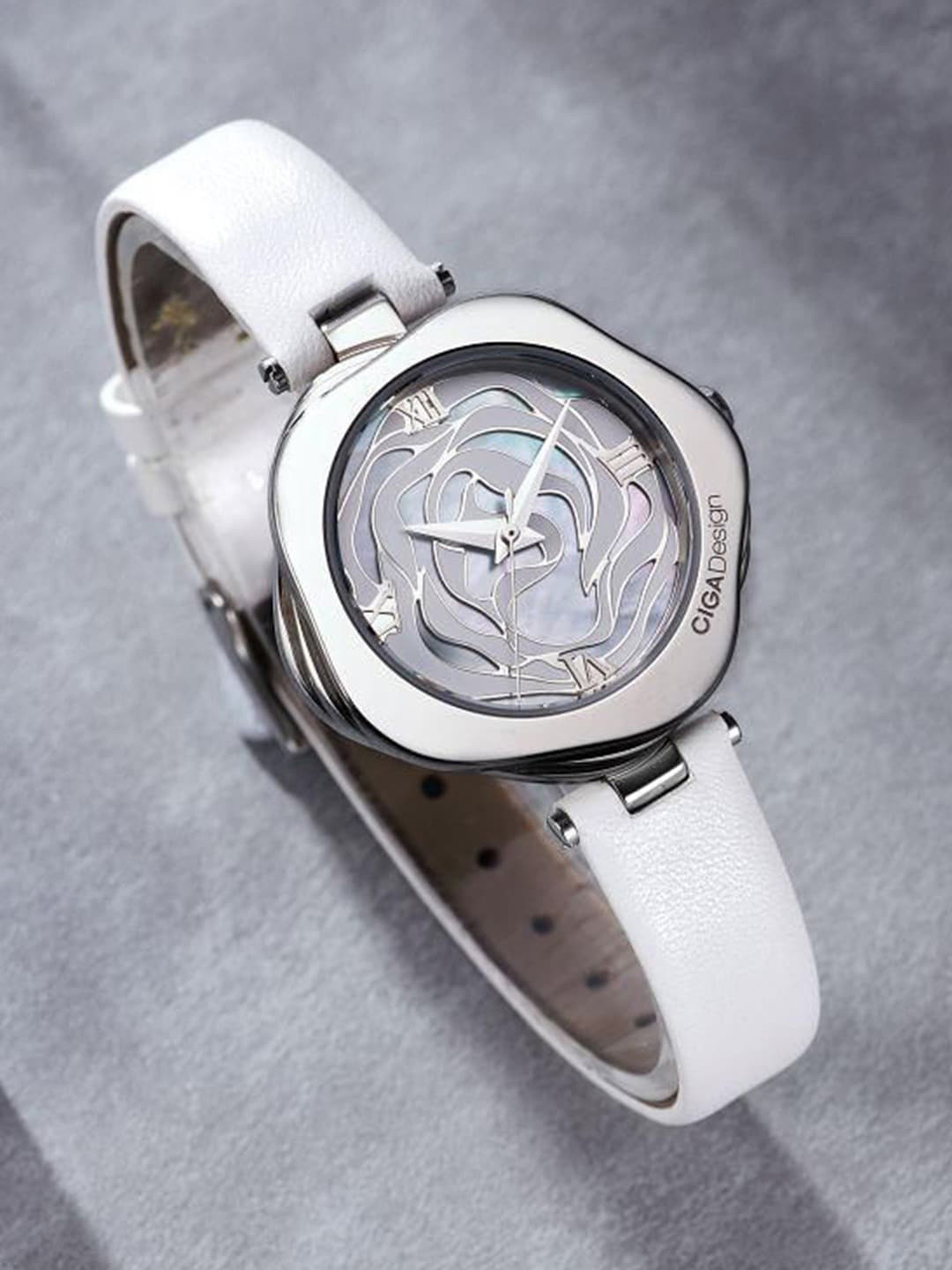 CIGA Design Women Leather Strap Dial Watch - R012-SISI-W1