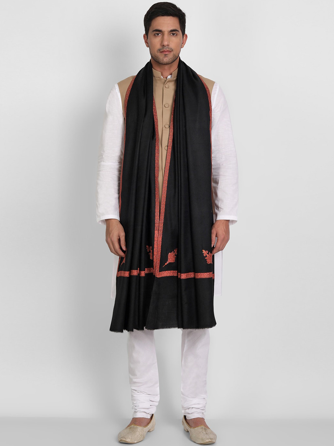 Zamour Men Black Embroidered Pure Wool Shawl