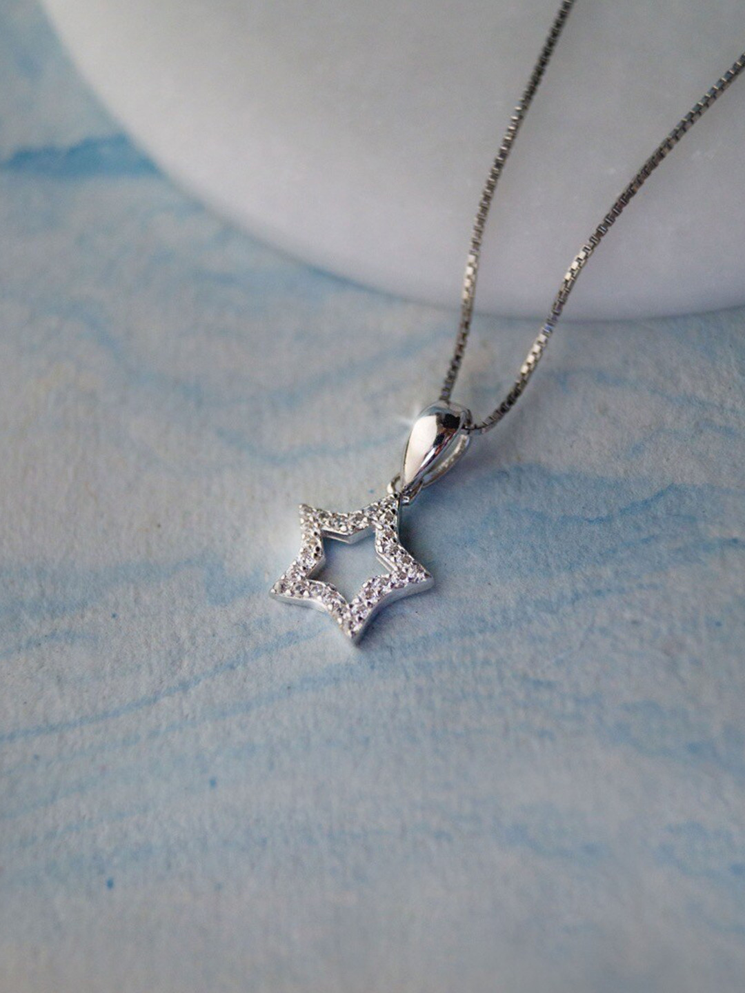 MANNASH Silver-Toned & White 925 Sterling Silver Rhodium-Plated Star Pendant With Chain