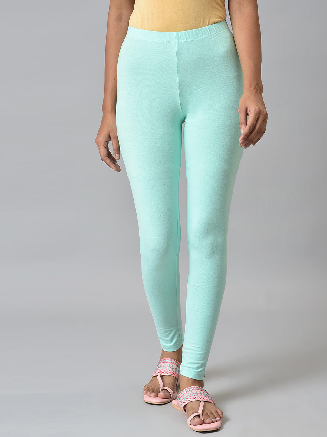 AURELIA Women Blue Solid Ankle length Cotton Leggings