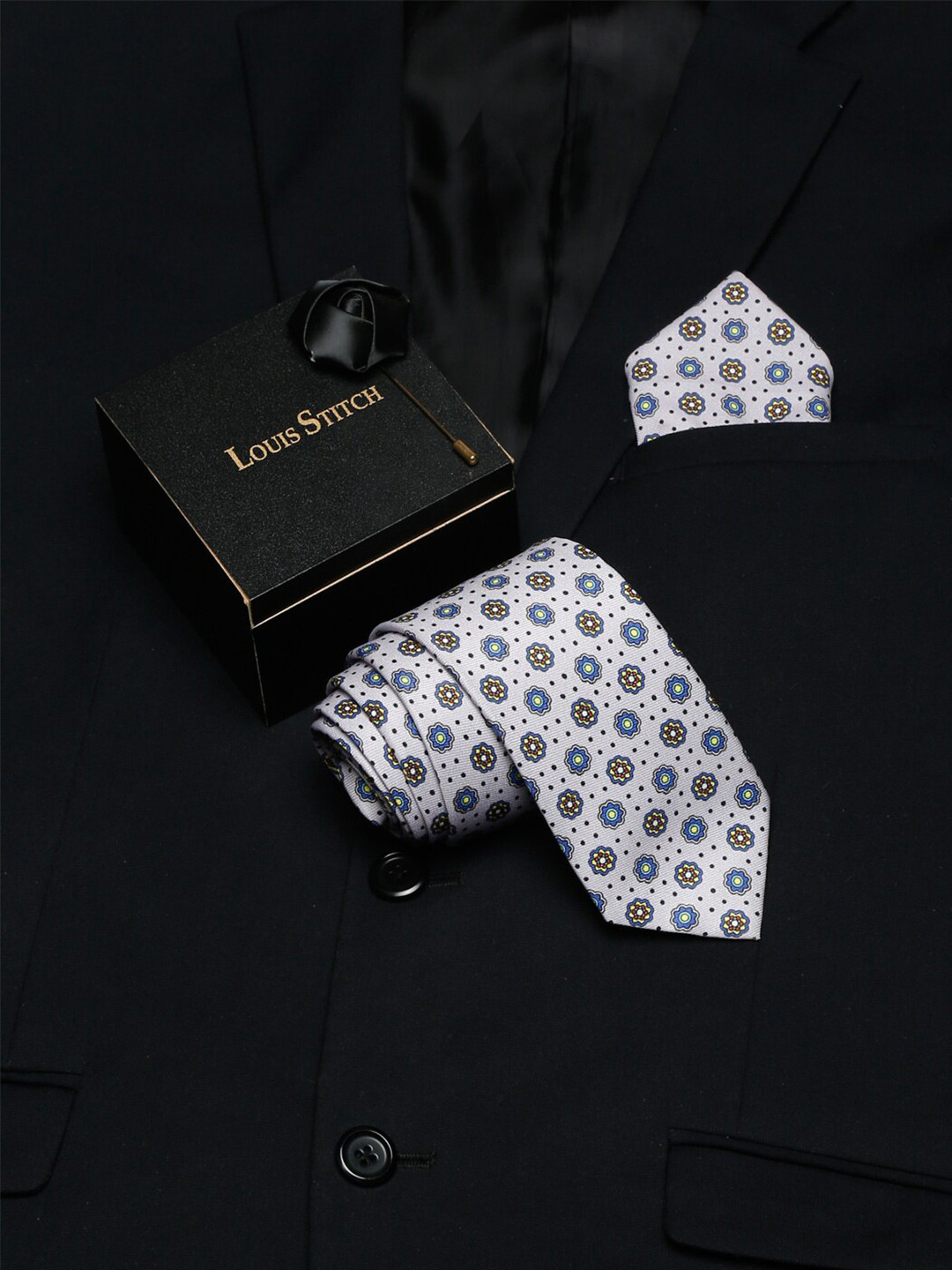 LOUIS STITCH Men Off White Printed Italian Silk Formal Tie Accessory Gift Set