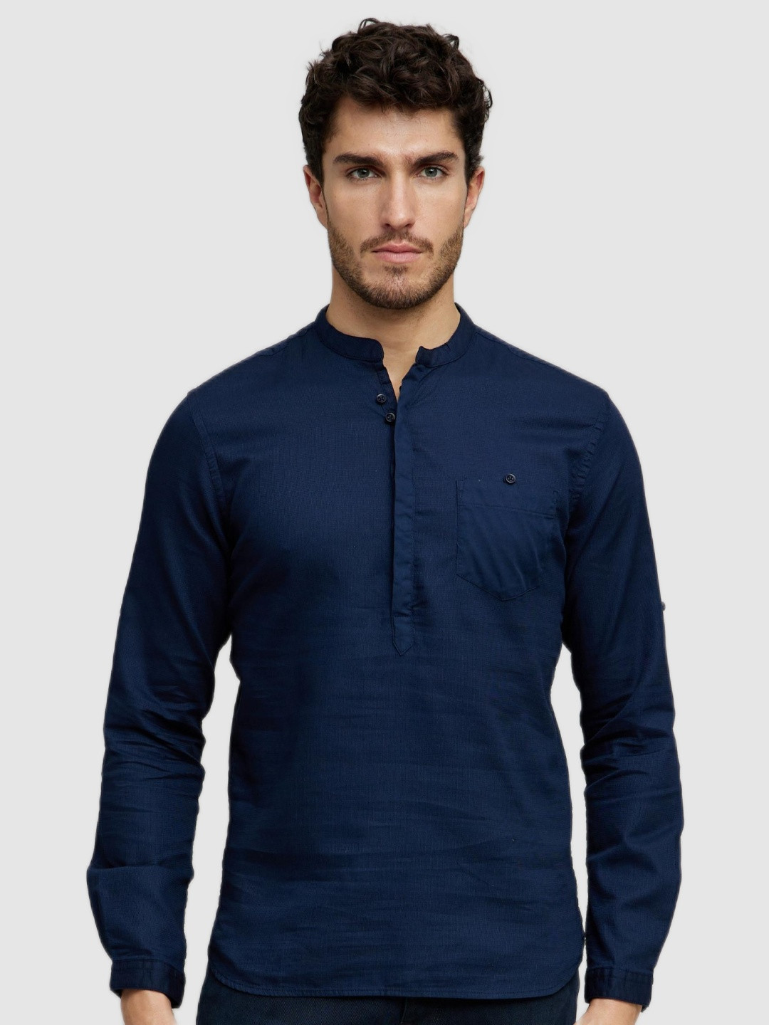 Celio Men Navy Blue Solid Cotton Straight Long Sleeves Slim Fit Casual Shirt
