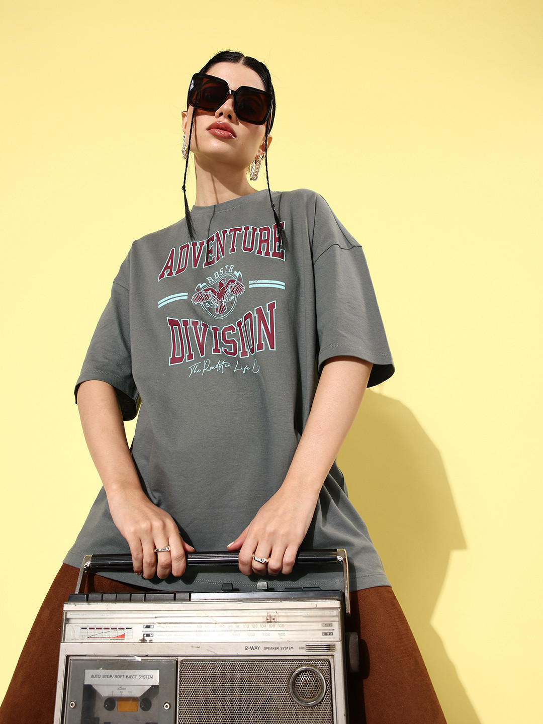 The Roadster Lifestyle Co. Women Ash Grey Winter Foraging Offgrid Graphics T-shirt