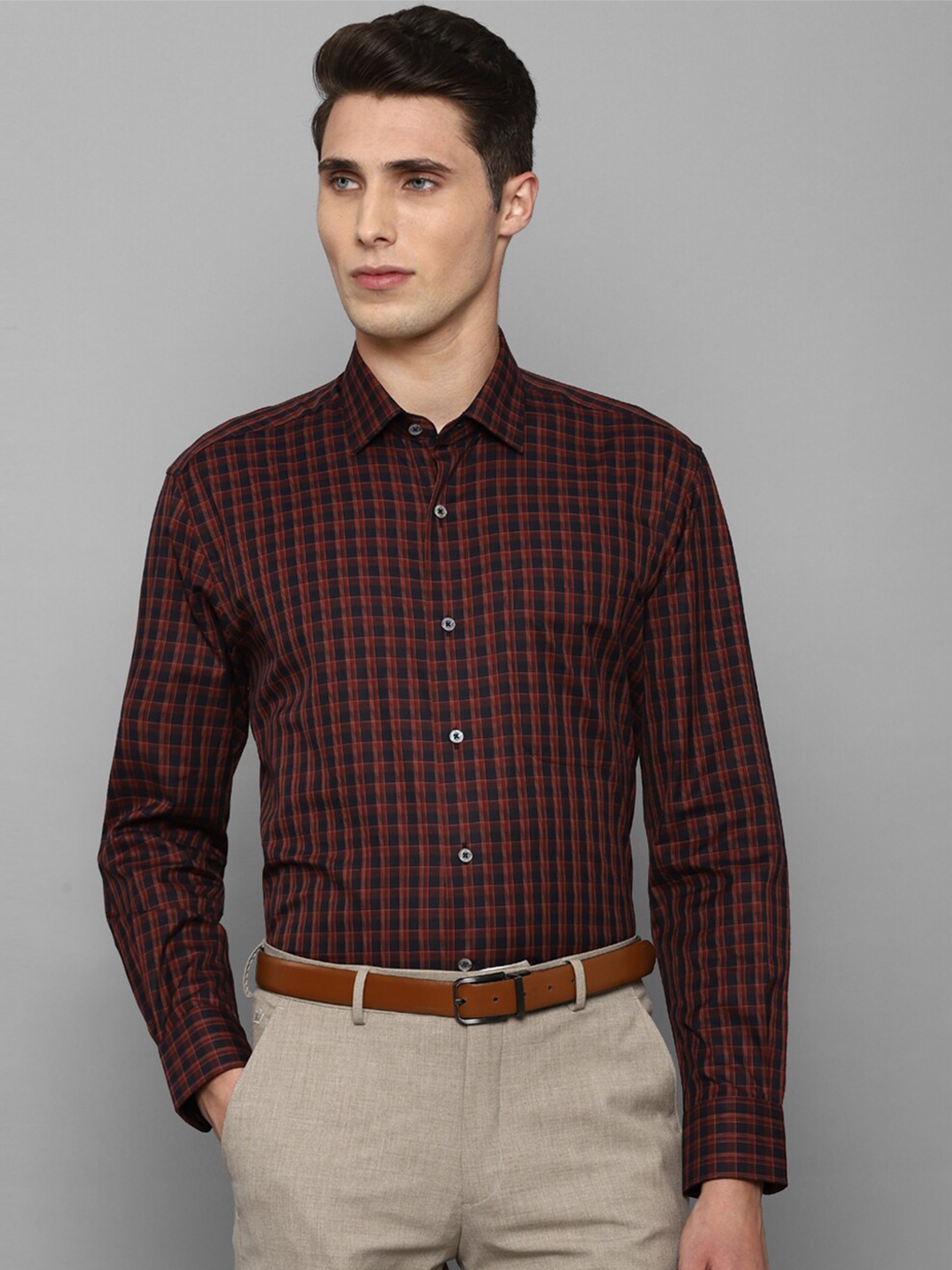 Louis Vuitton Men's Red Cotton Long Sleeve Plaid Shirt – Luxuria & Co.