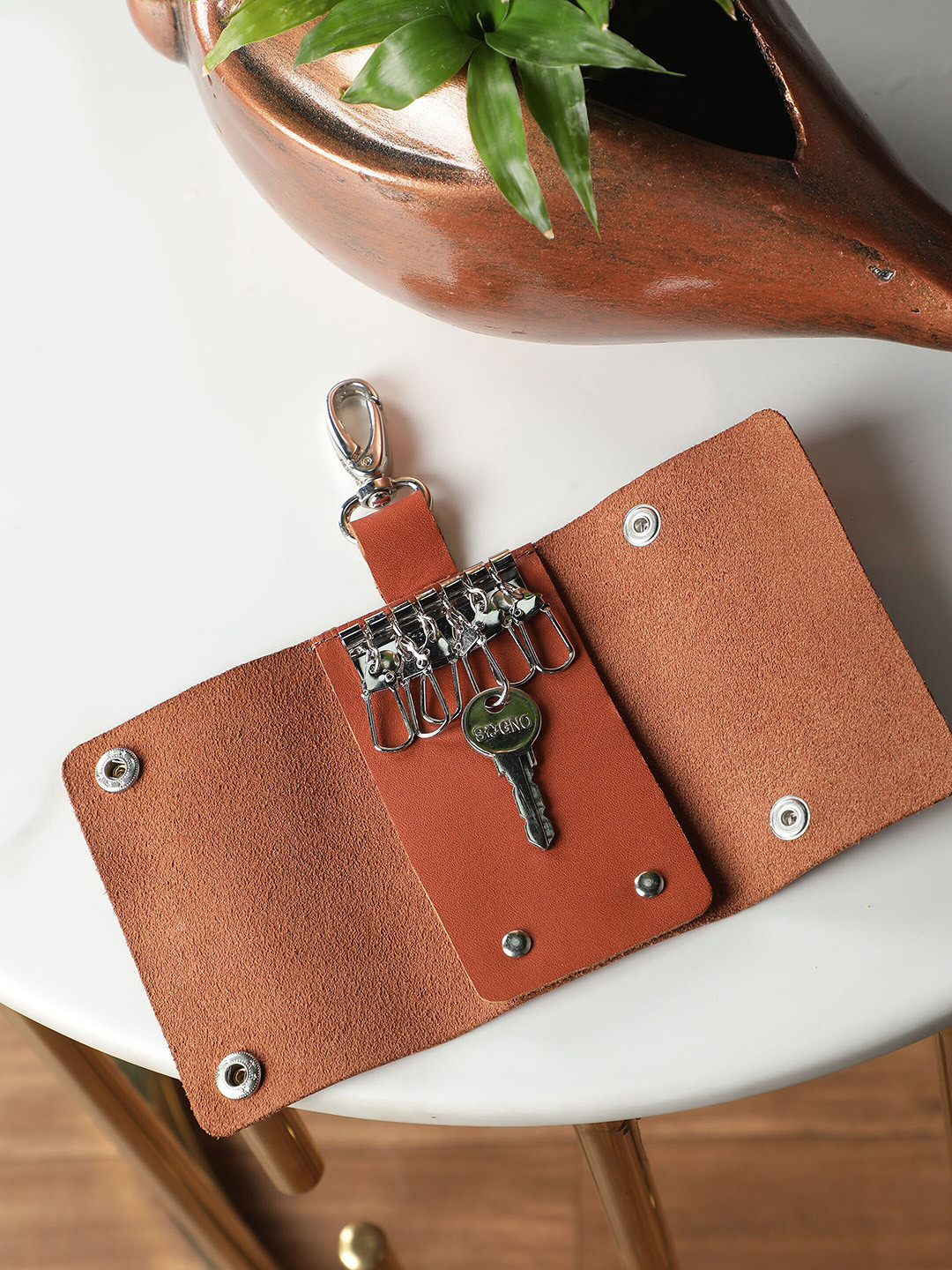Aditi Wasan Tan-Coloured Solid Leather Hook Key Holder