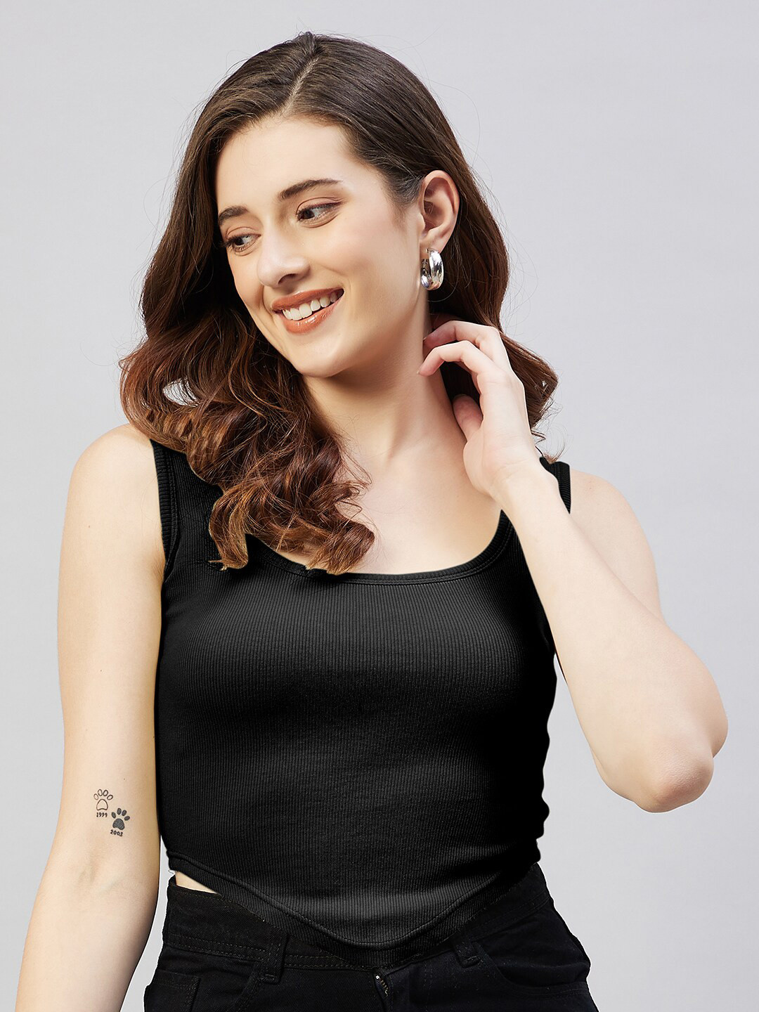 Blinkin Women Black Ribbed Crop Top