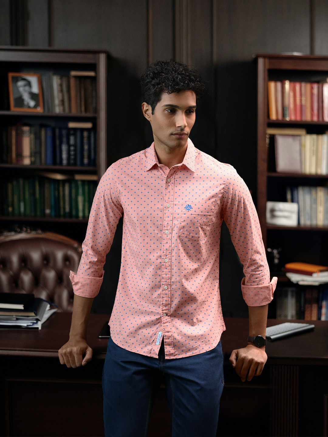 U S Polo Assn Men Pink And Blue Tailored Fit Printed Pure Cotton Casual Shirt