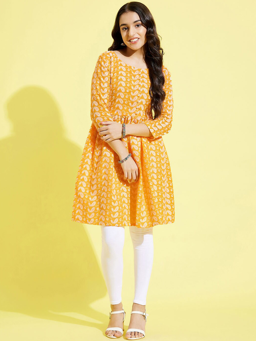 VASTRAMAY Girls Chikankari Embroidered Pure Cotton Kurta with Leggings