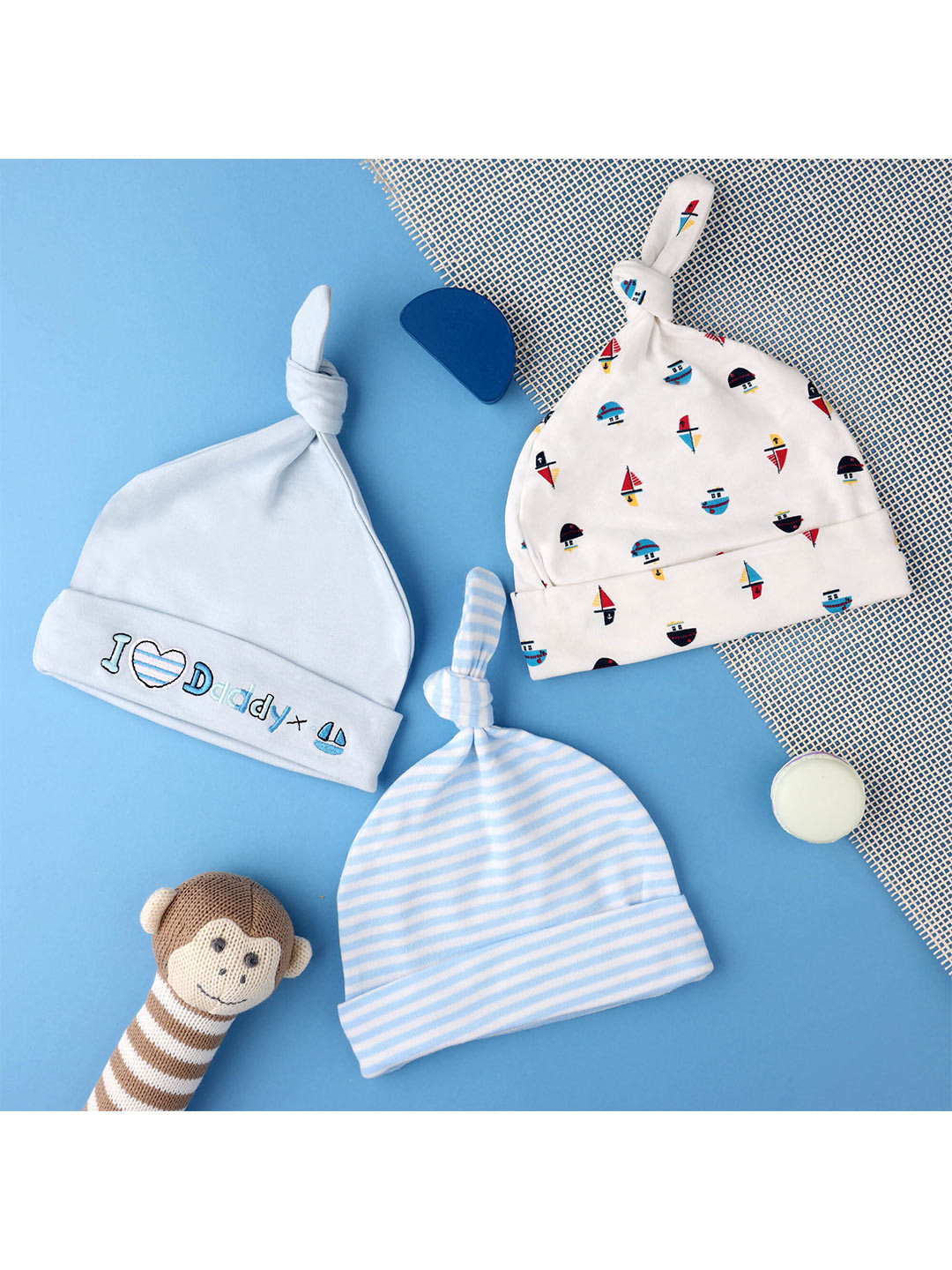 KICKS & CRAWL Boys Pack of 3 Blue & White Printed Cotton Beanie