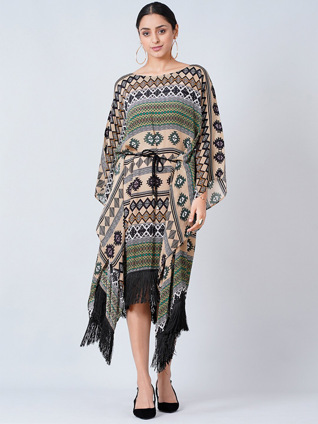 First Resort by Ramola Bachchan Women Green & Black Geometric Printed Kaftan Dress